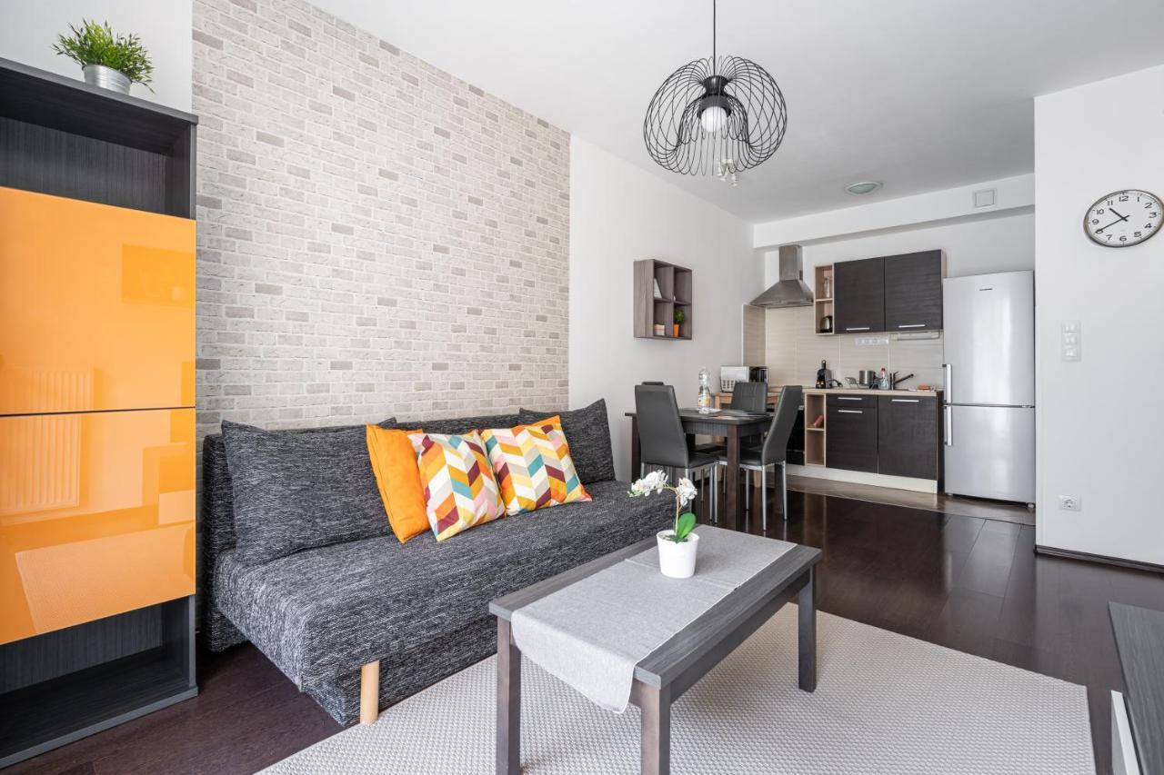 City Center Corvin Suite Apartment Budapeşte Dış mekan fotoğraf
